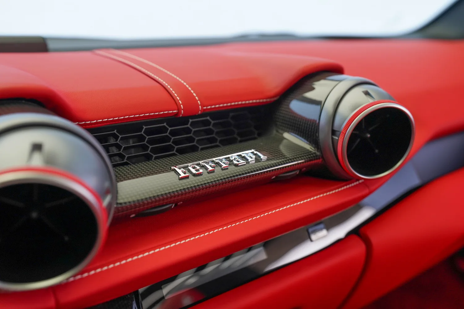 2021 Ferrari 812 GTS, 9/19