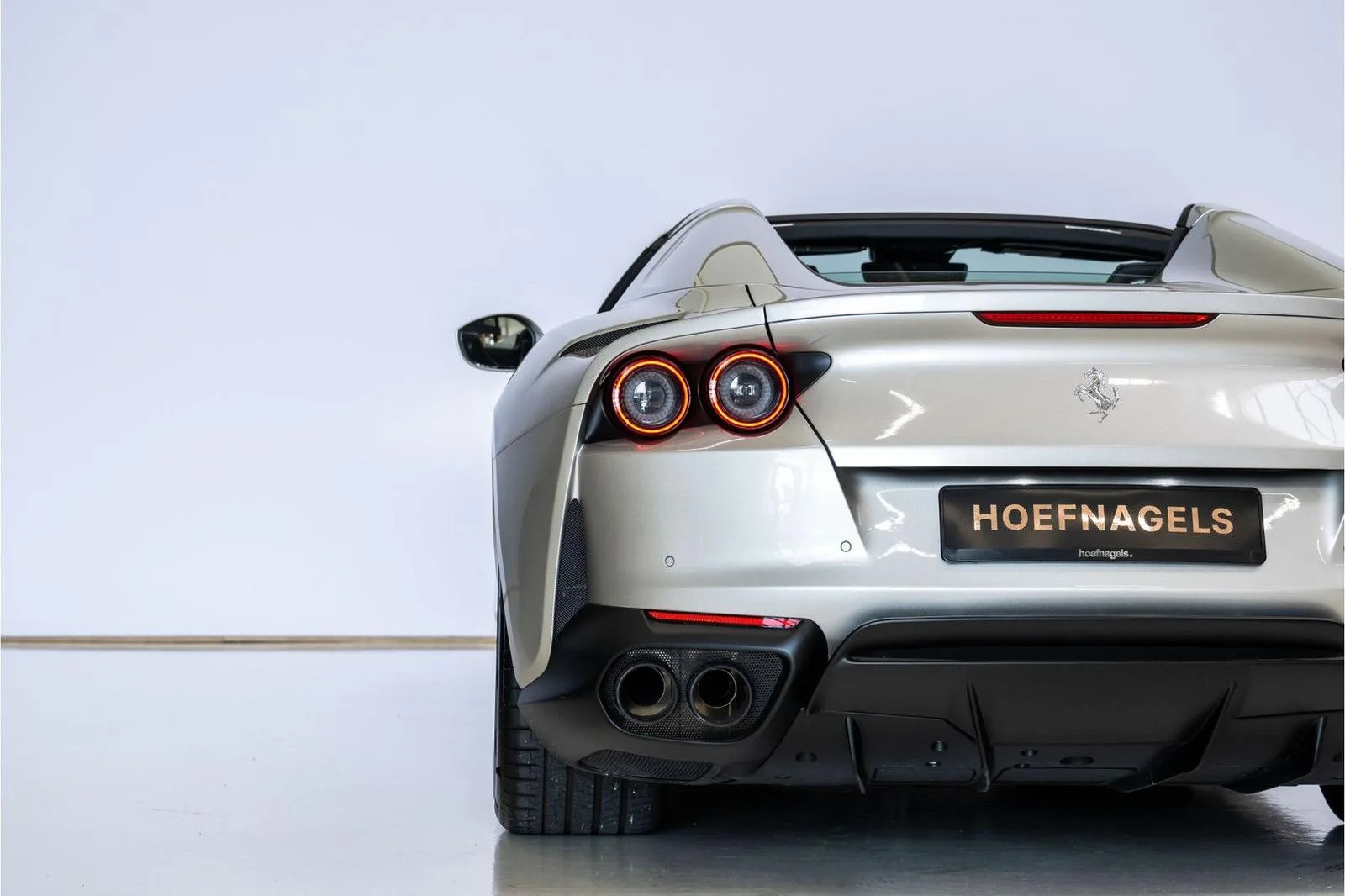 2021 Ferrari 812 GTS, 6/25