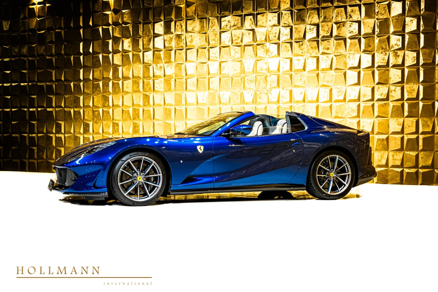 2021 Ferrari 812 GTS angeboten von einem Fachhändler in Stuhr, Deutschland, Foto 3 von 8