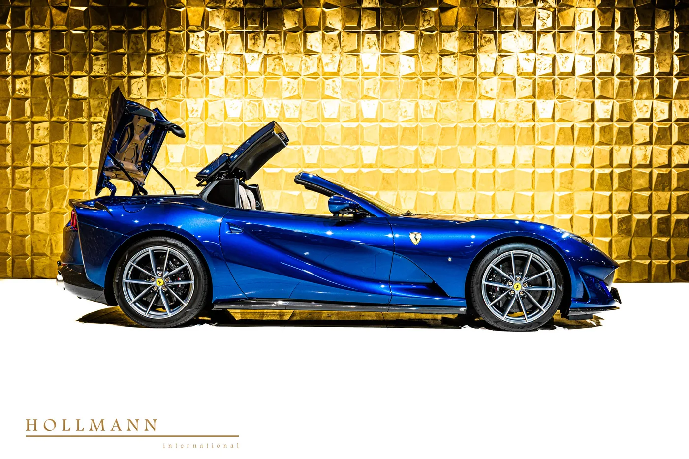 2021 Ferrari 812 GTS angeboten von einem Fachhändler in Stuhr, Deutschland, Foto 4 von 8