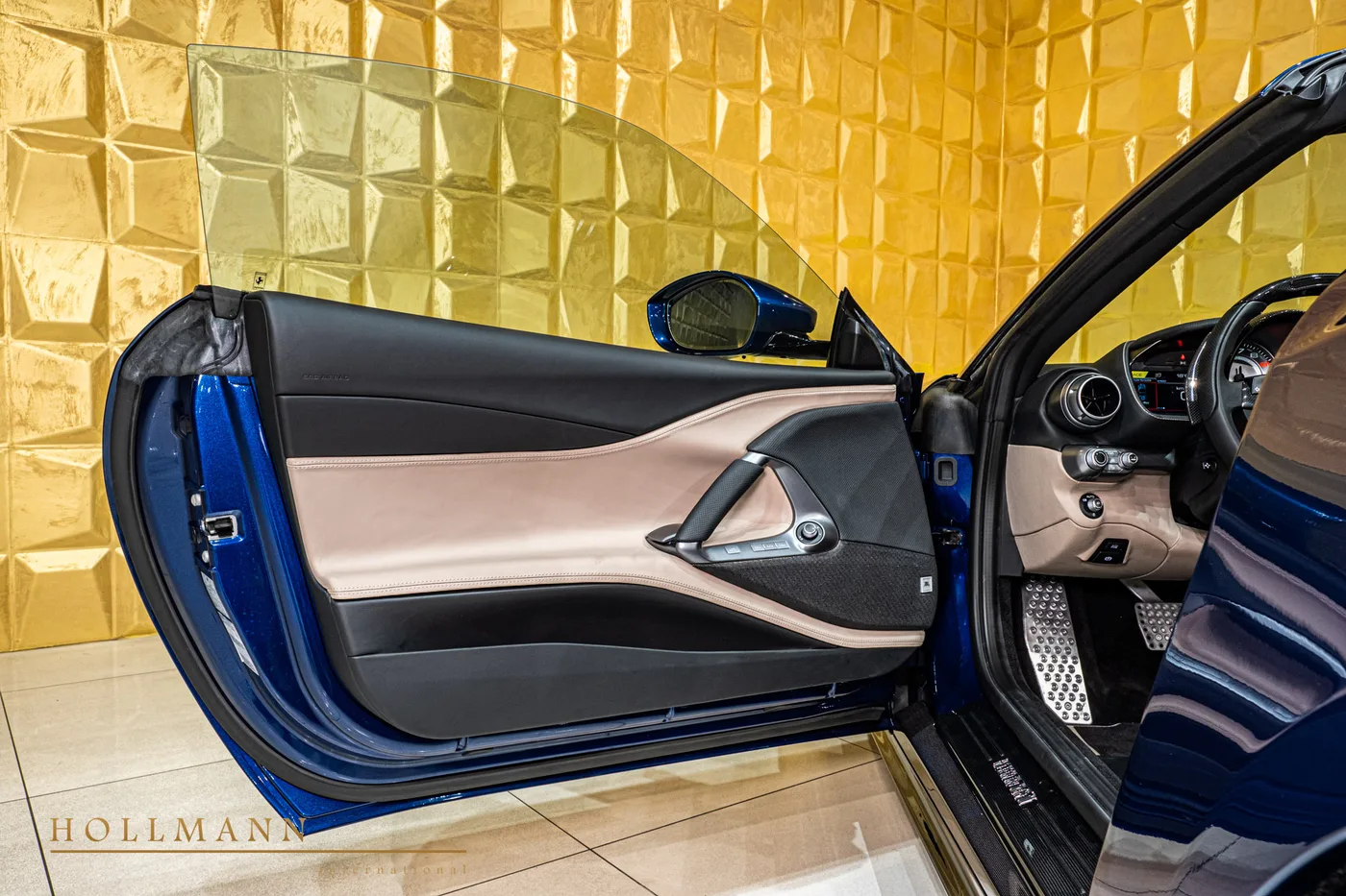 2021 Ferrari 812 GTS angeboten von einem Fachhändler in Stuhr, Deutschland, Foto 8 von 8