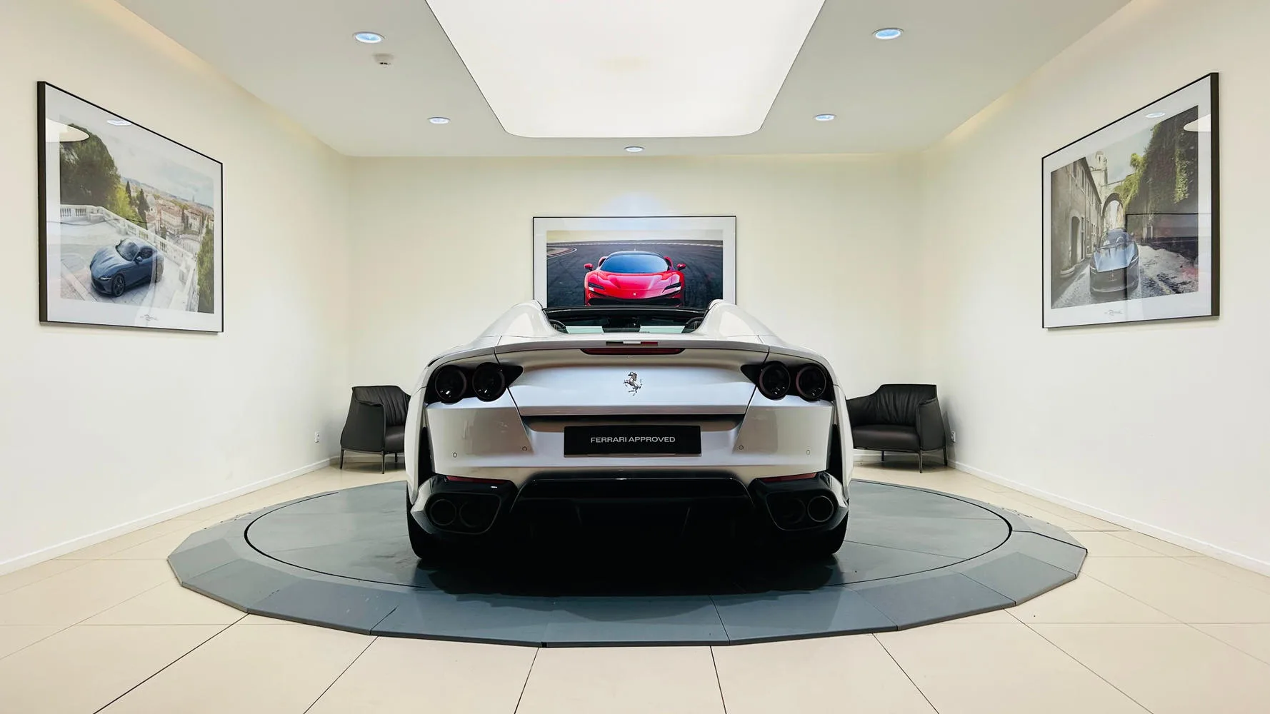 2021 Ferrari 812 GTS, 4/30