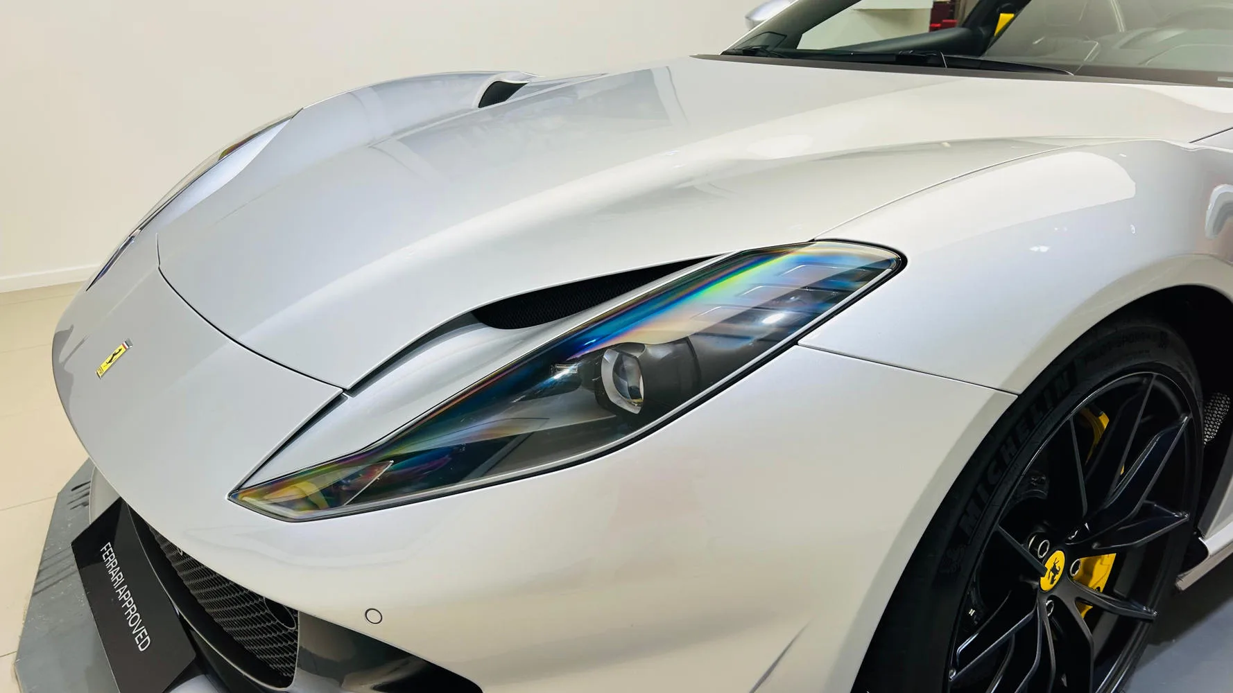2021 Ferrari 812 GTS, 7/30
