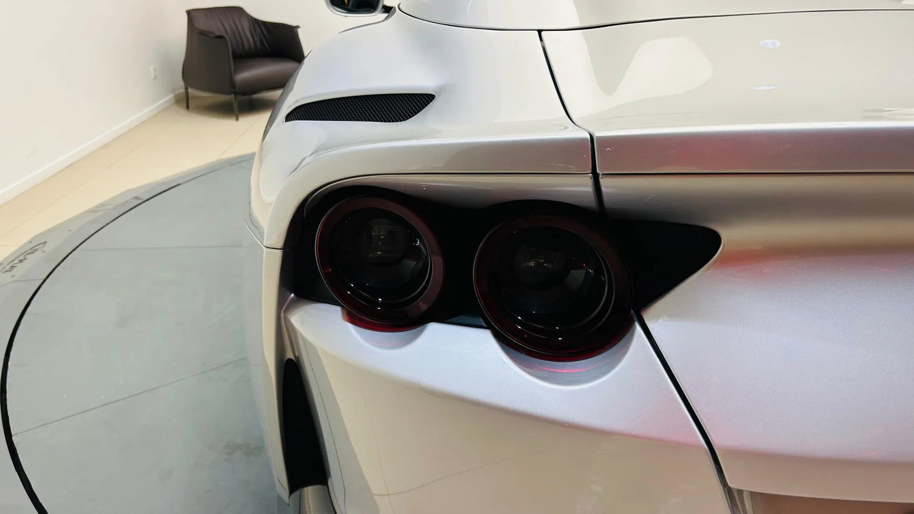 2021 Ferrari 812 GTS, 19/30