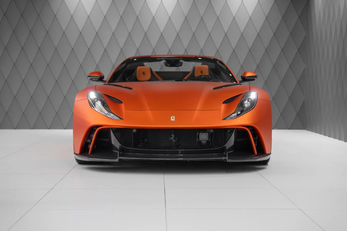 2021 Ferrari 812 GTS proposée par un spécialiste de la supercar à Schenefeld, Allemagne, photo 2 sur 25