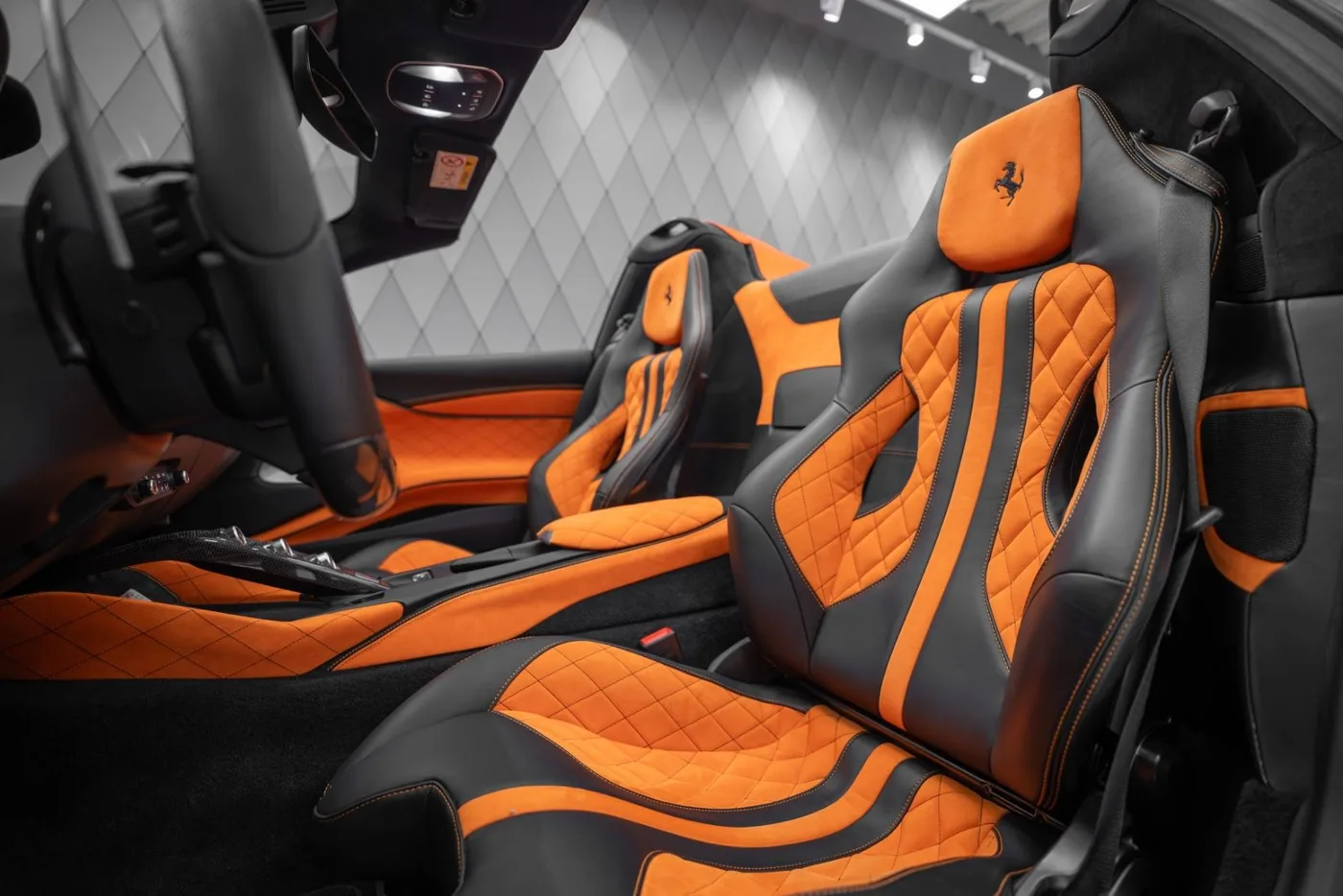 2021 Ferrari 812 GTS proposée par un spécialiste de la supercar à Schenefeld, Allemagne, photo 14 sur 25