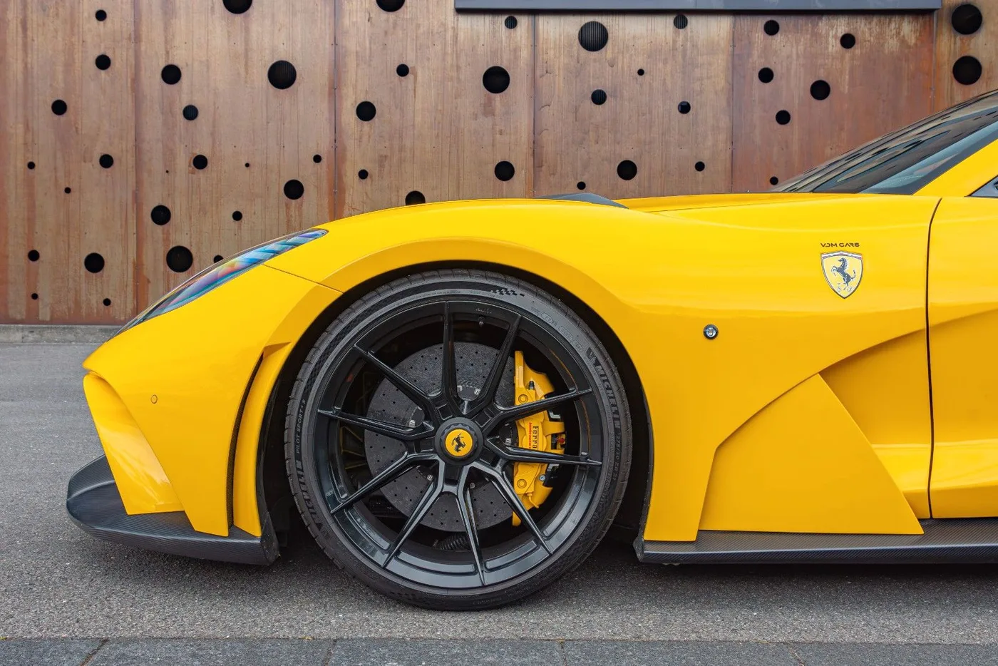 2021 Ferrari 812 GTS proposée par un spécialiste de la supercar à Gronau, Allemagne, photo 10 sur 25