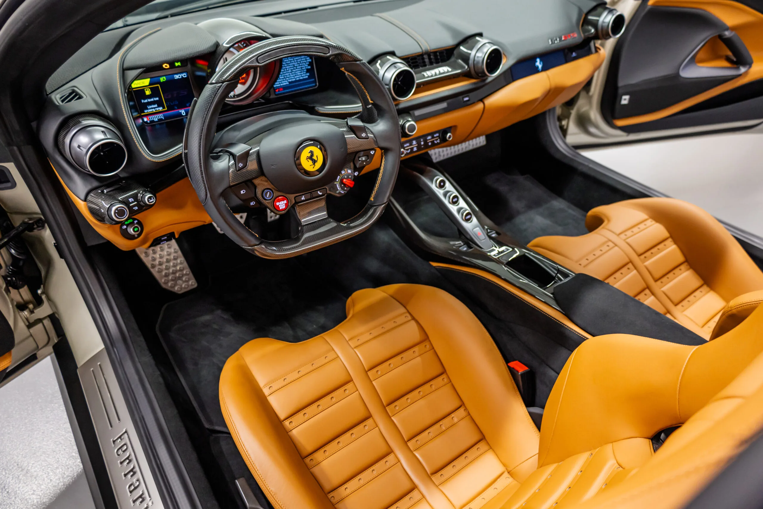 2021 Ferrari 812 GTS, 13/20