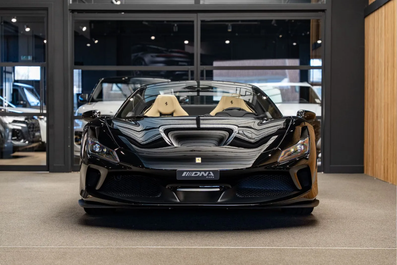 2021 Ferrari F8 Spider Novitec, 2/30
