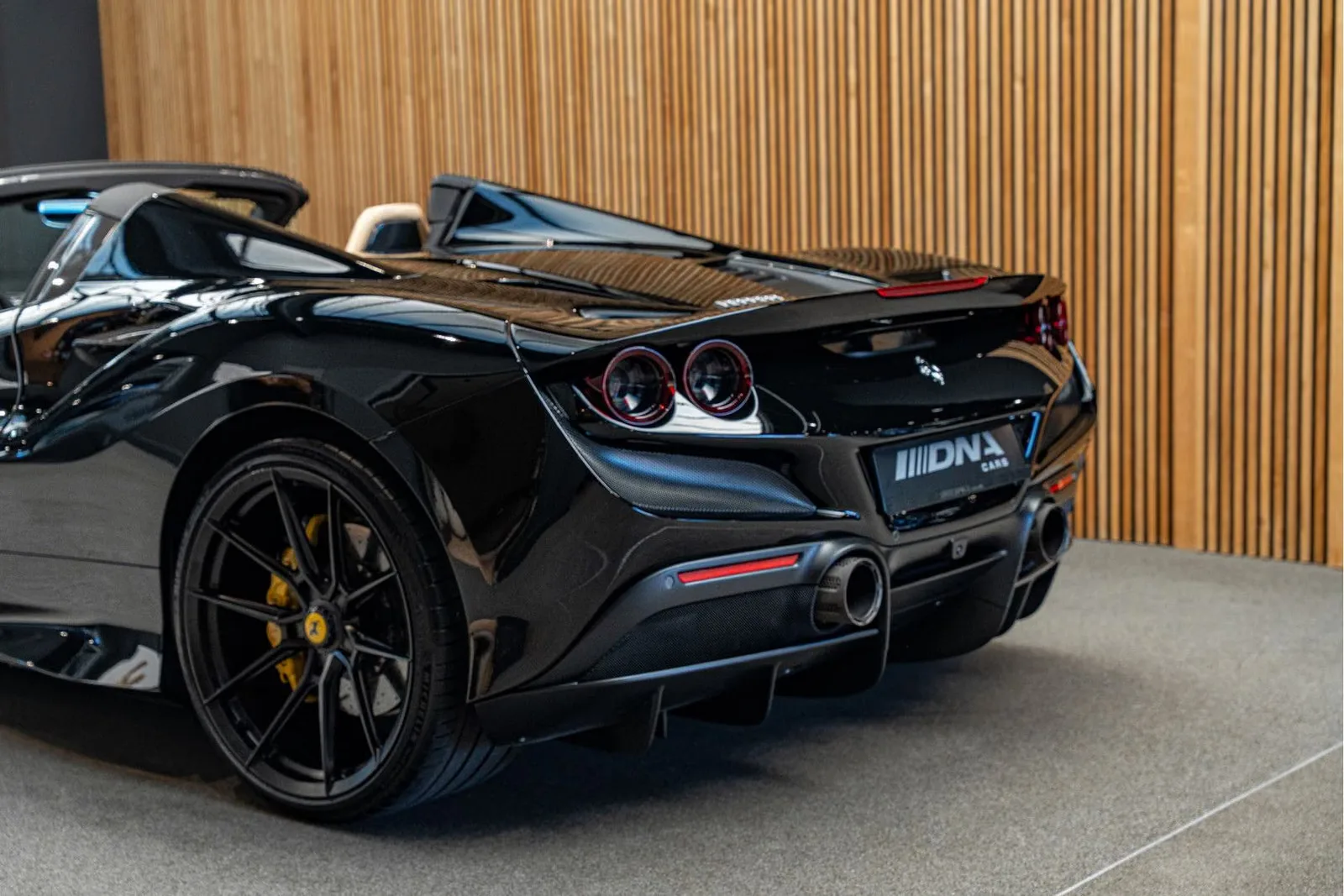 2021 Ferrari F8 Spider Novitec, 5/30
