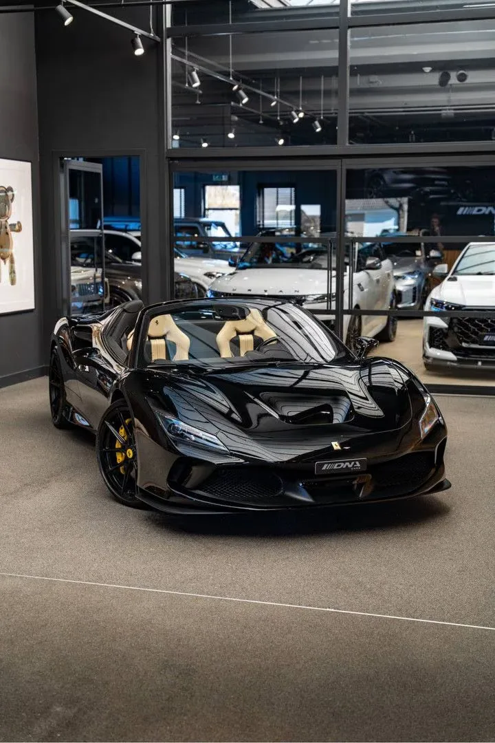 2021 Ferrari F8 Spider Novitec, 24/30