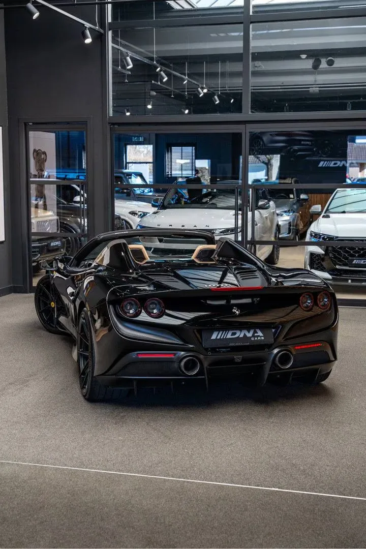 2021 Ferrari F8 Spider Novitec, 25/30