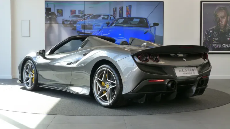 2021 Ferrari F8 Spider, 2/28
