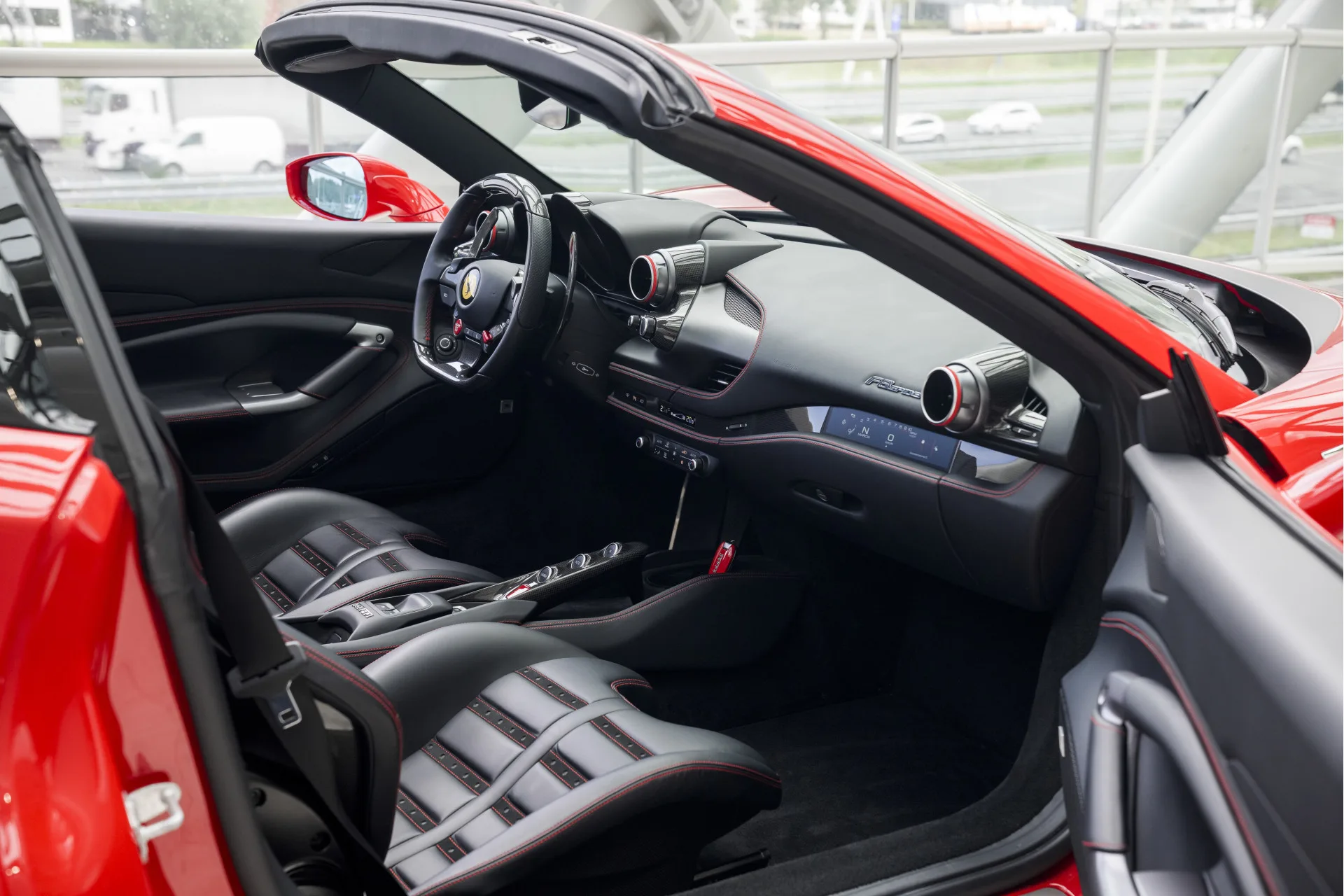 2021 Ferrari F8 Spider, 3/29