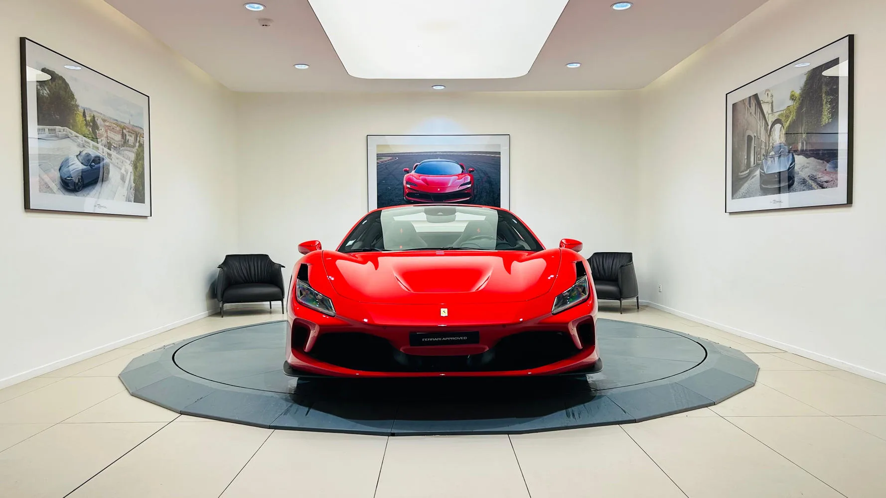 2021 Ferrari F8 Spider angeboten von einem Fachhändler in Balma, Frankreich, Hauptfoto
