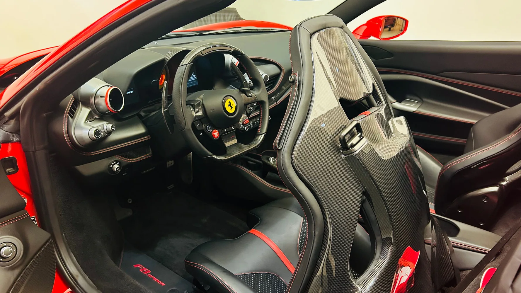 2021 Ferrari F8 Spider, 19/30