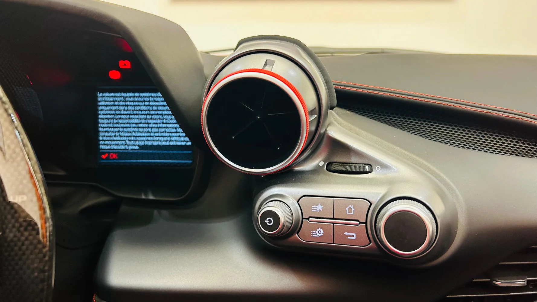 2021 Ferrari F8 Spider, 27/30