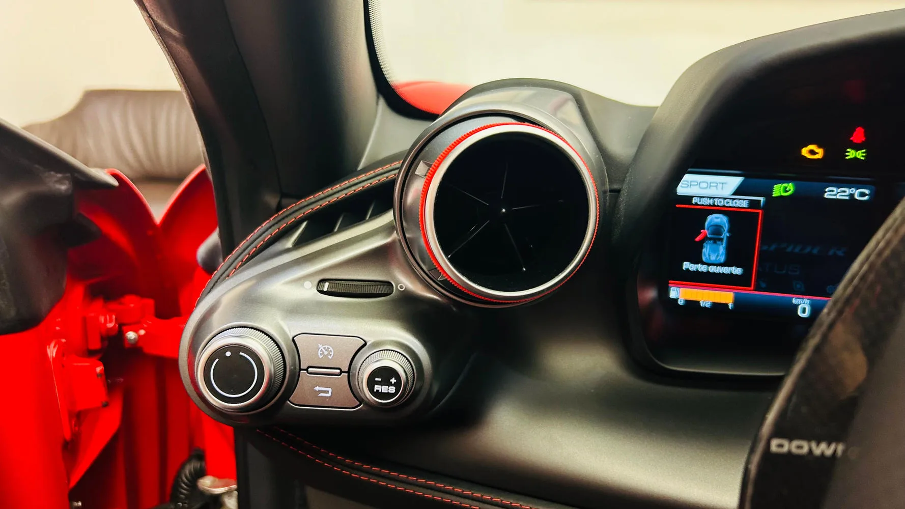 2021 Ferrari F8 Spider, 28/30