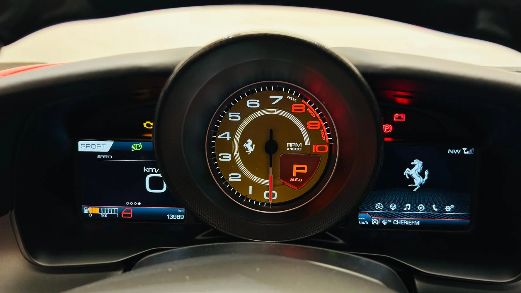 2021 Ferrari F8 Spider, 18/30