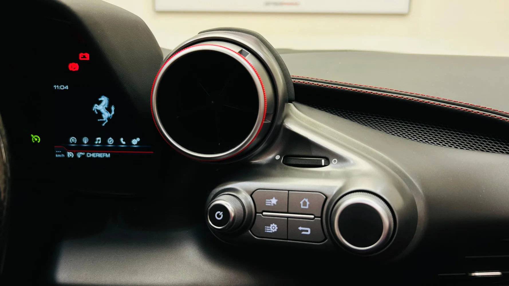 2021 Ferrari F8 Spider, 22/30