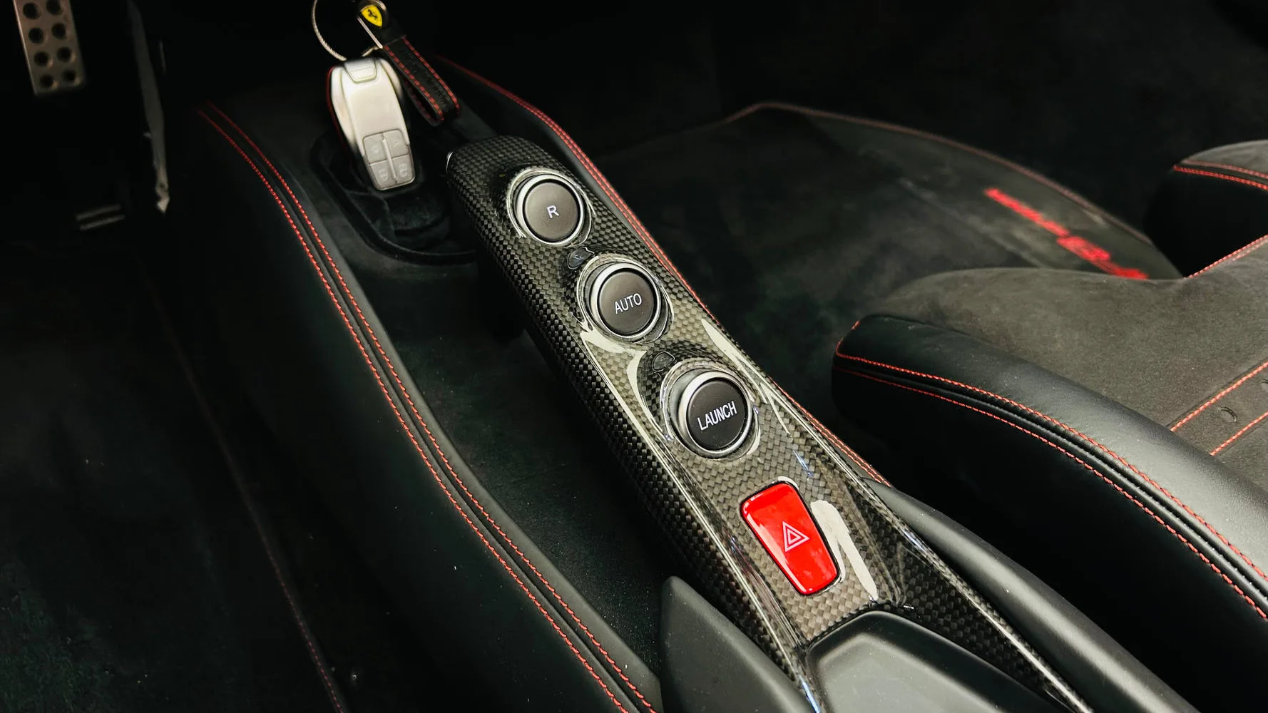 2021 Ferrari F8 Spider, 25/30