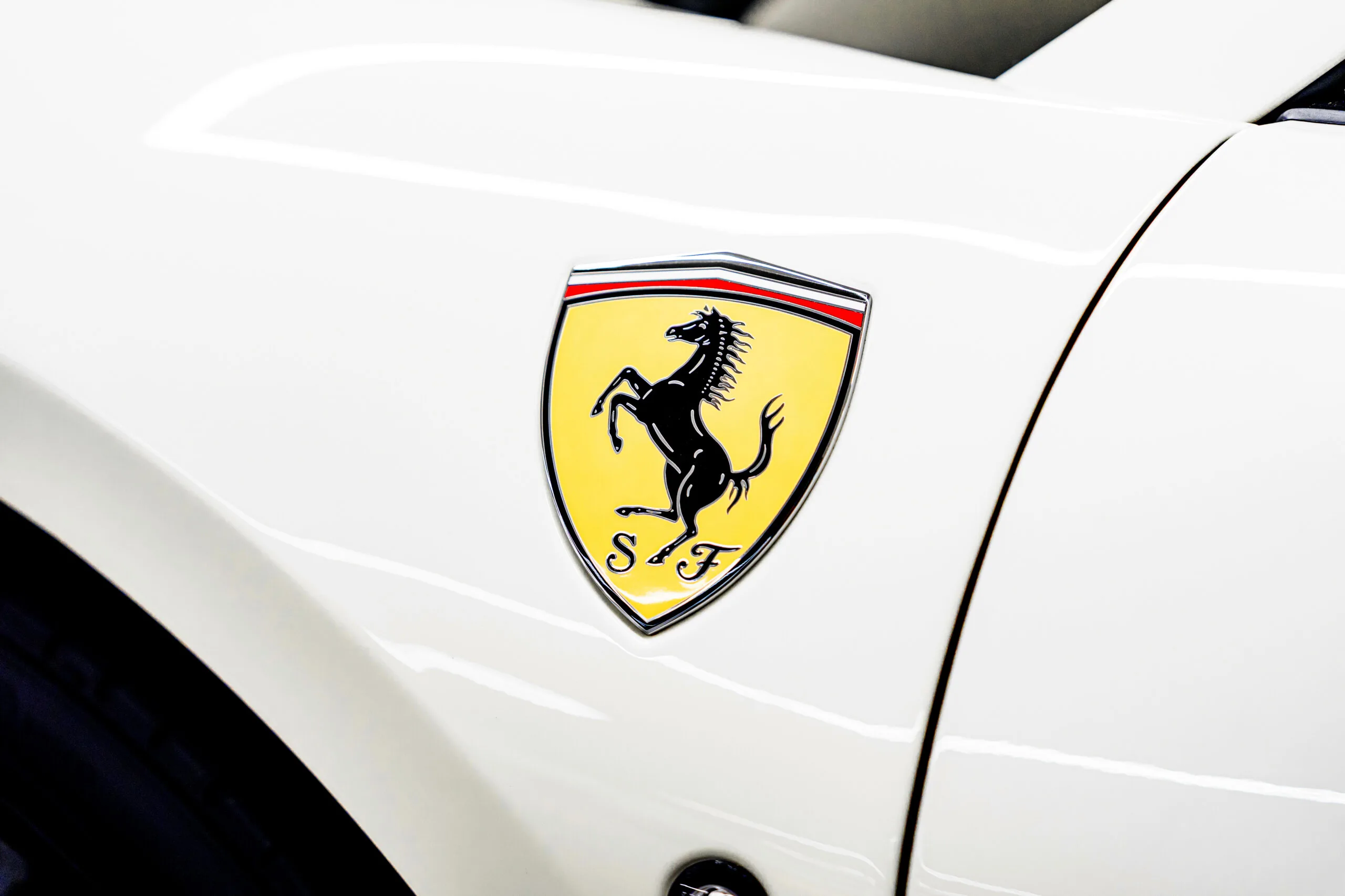 2021 Ferrari F8 Spider, 7/20