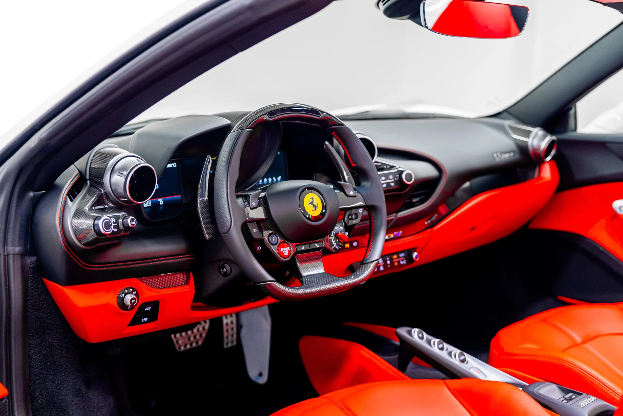 2021 Ferrari F8 Spider, 11/20