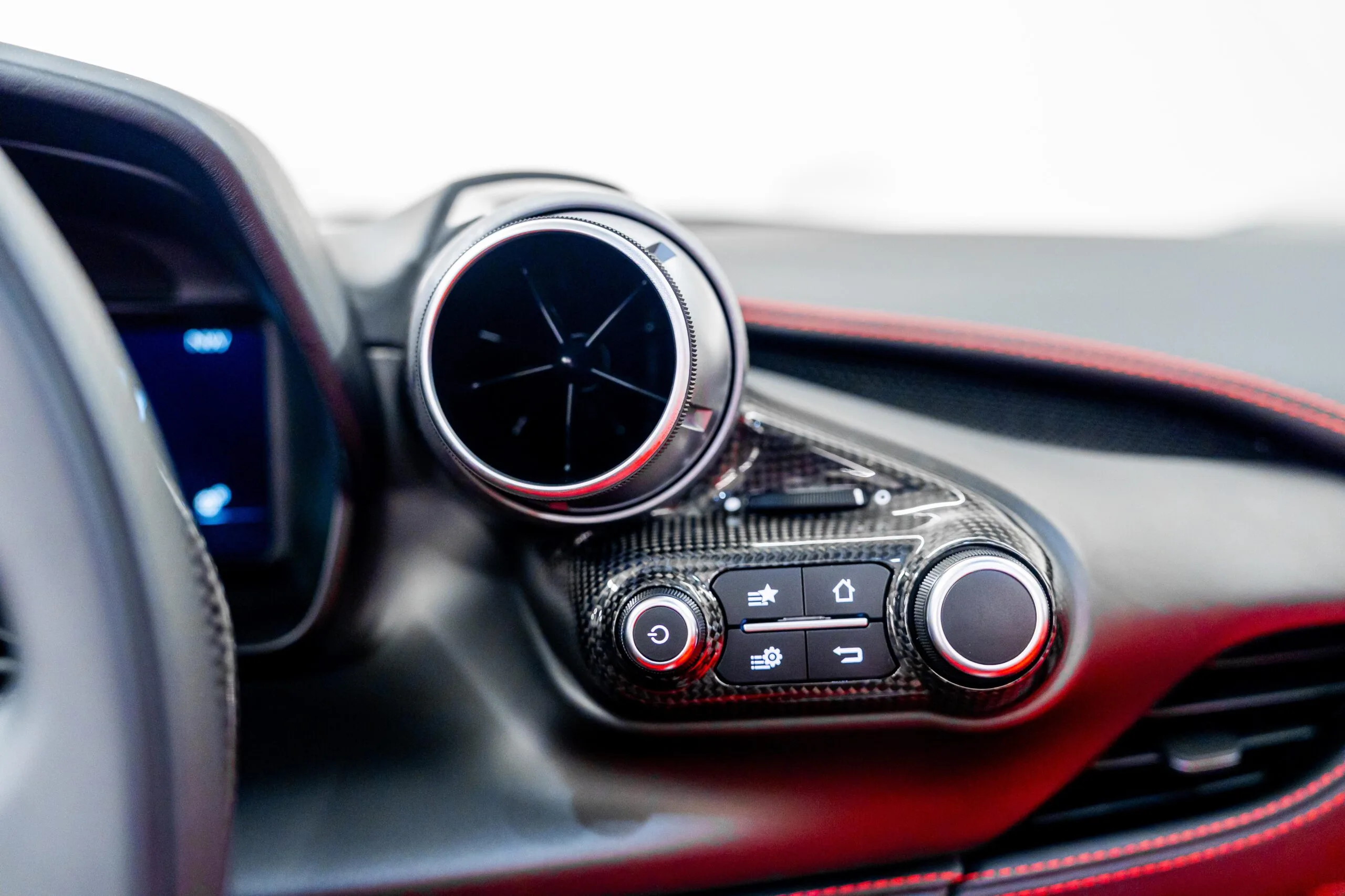 2021 Ferrari F8 Spider, 15/20