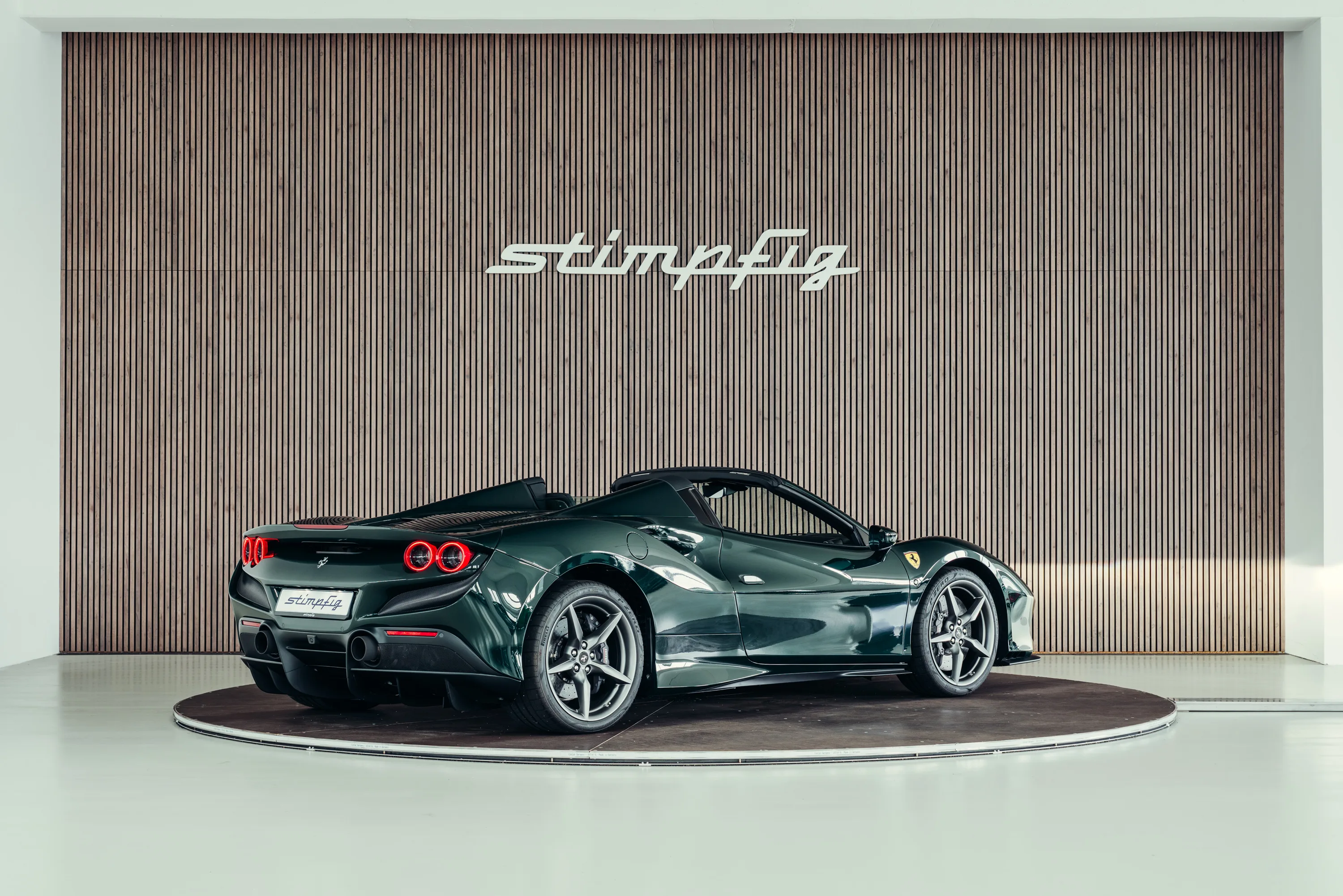 2021 Ferrari F8 Spider, 5/30