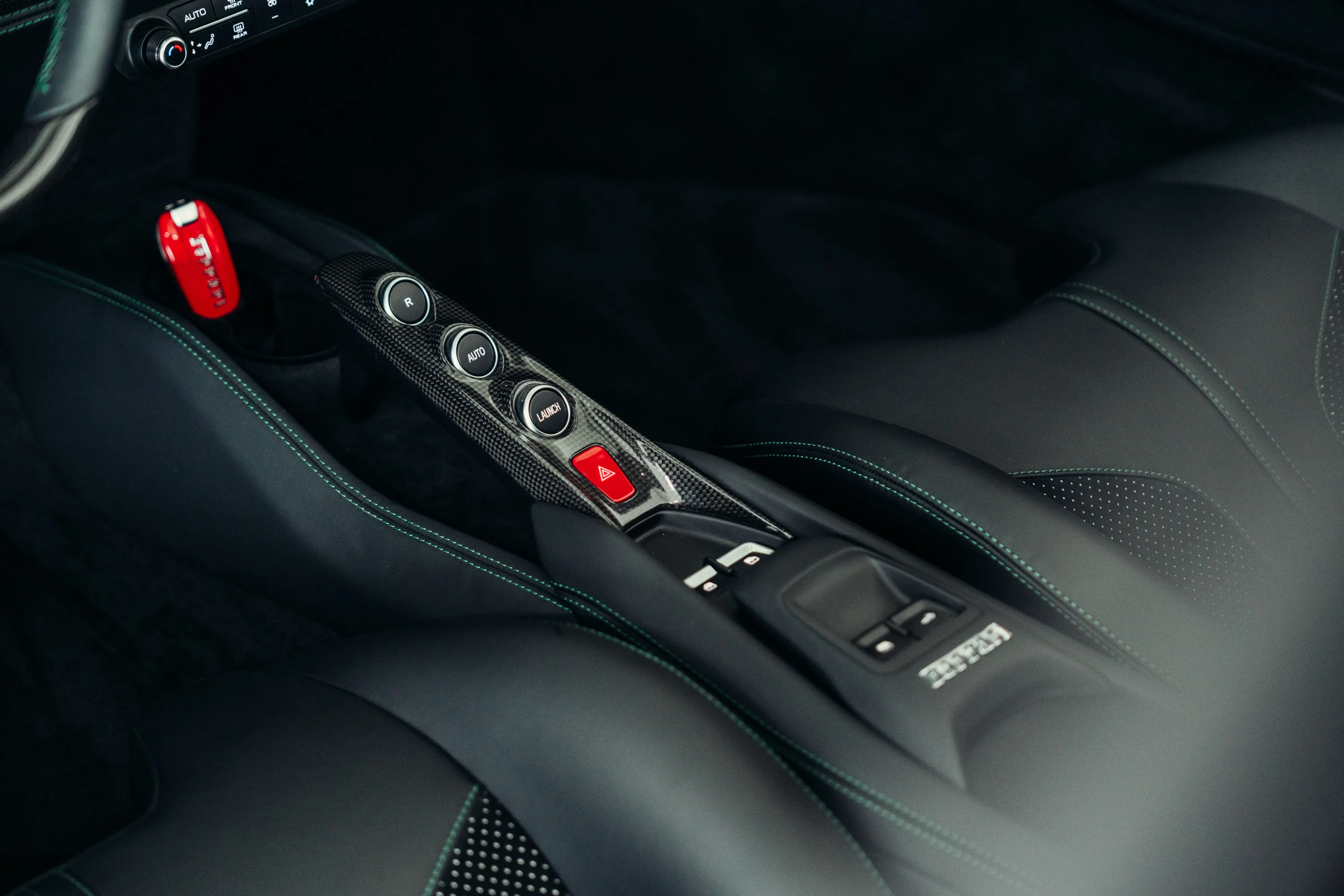 2021 Ferrari F8 Spider, 24/30