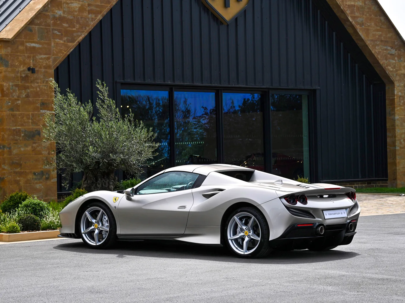 2021 Ferrari F8 Spider angeboten von einem Fachhändler in Hook Norton, Vereinigtes Königreich, Foto 6 von 15