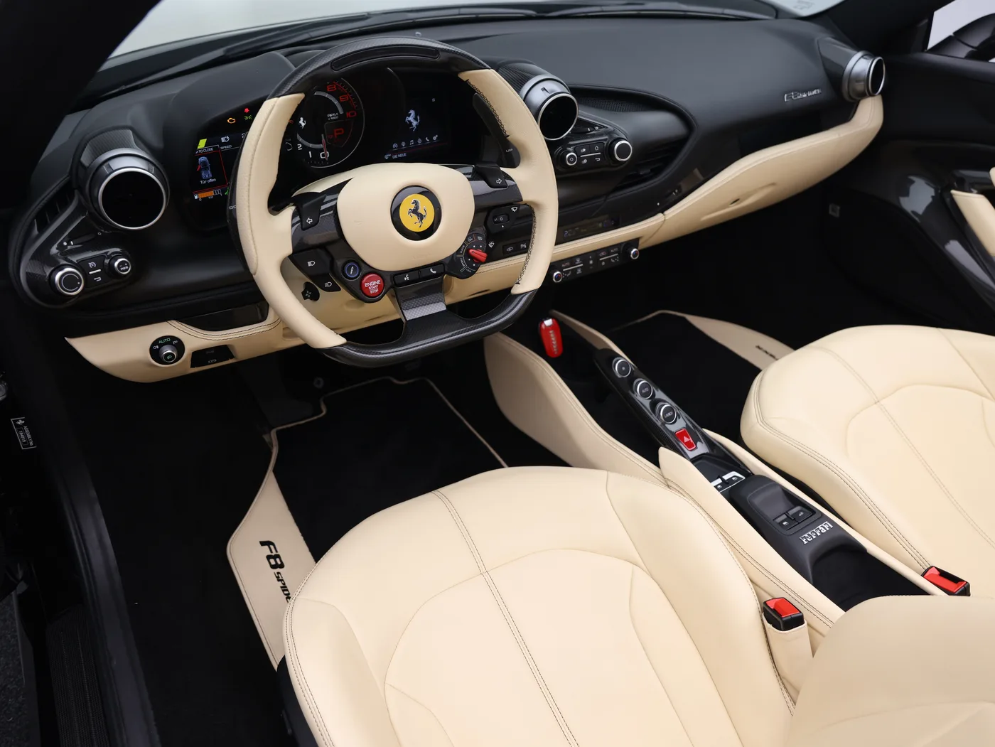 2021 Ferrari F8 Spider angeboten von einem Fachhändler in Frankfurt am Main, Deutschland, Foto 5 von 15