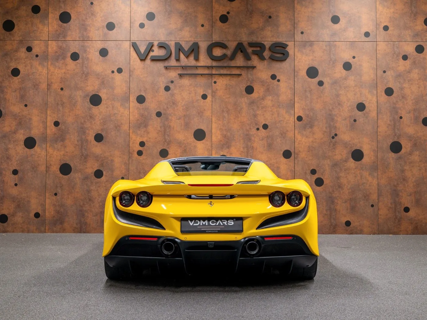 2021 Ferrari F8 Spider angeboten von einem Supersportwagenhändler in Gronau, Deutschland, Foto 5 von 25