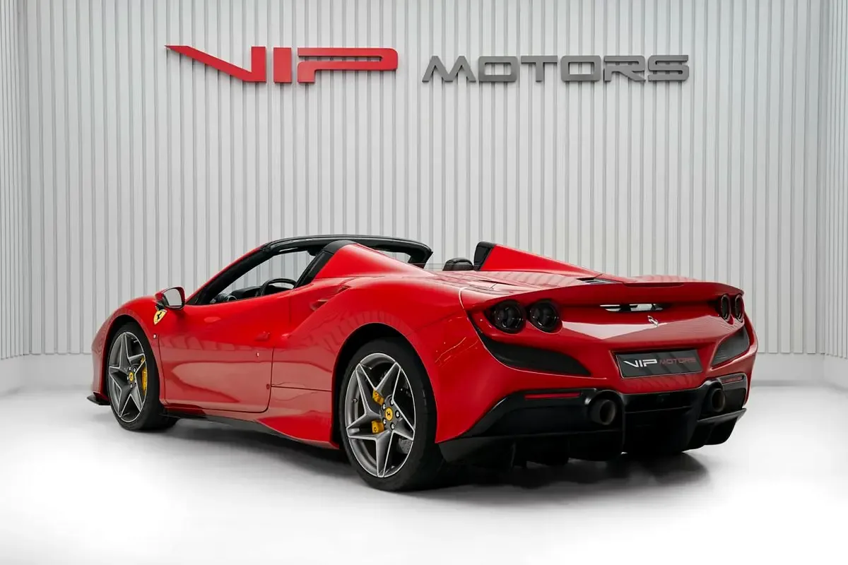 2021 Ferrari F8 Spider, 6/13