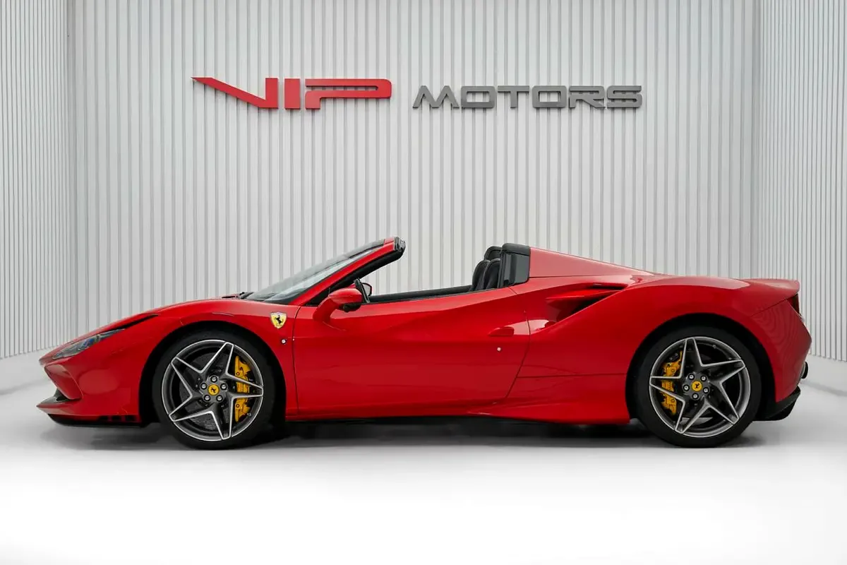 2021 Ferrari F8 Spider, 8/13