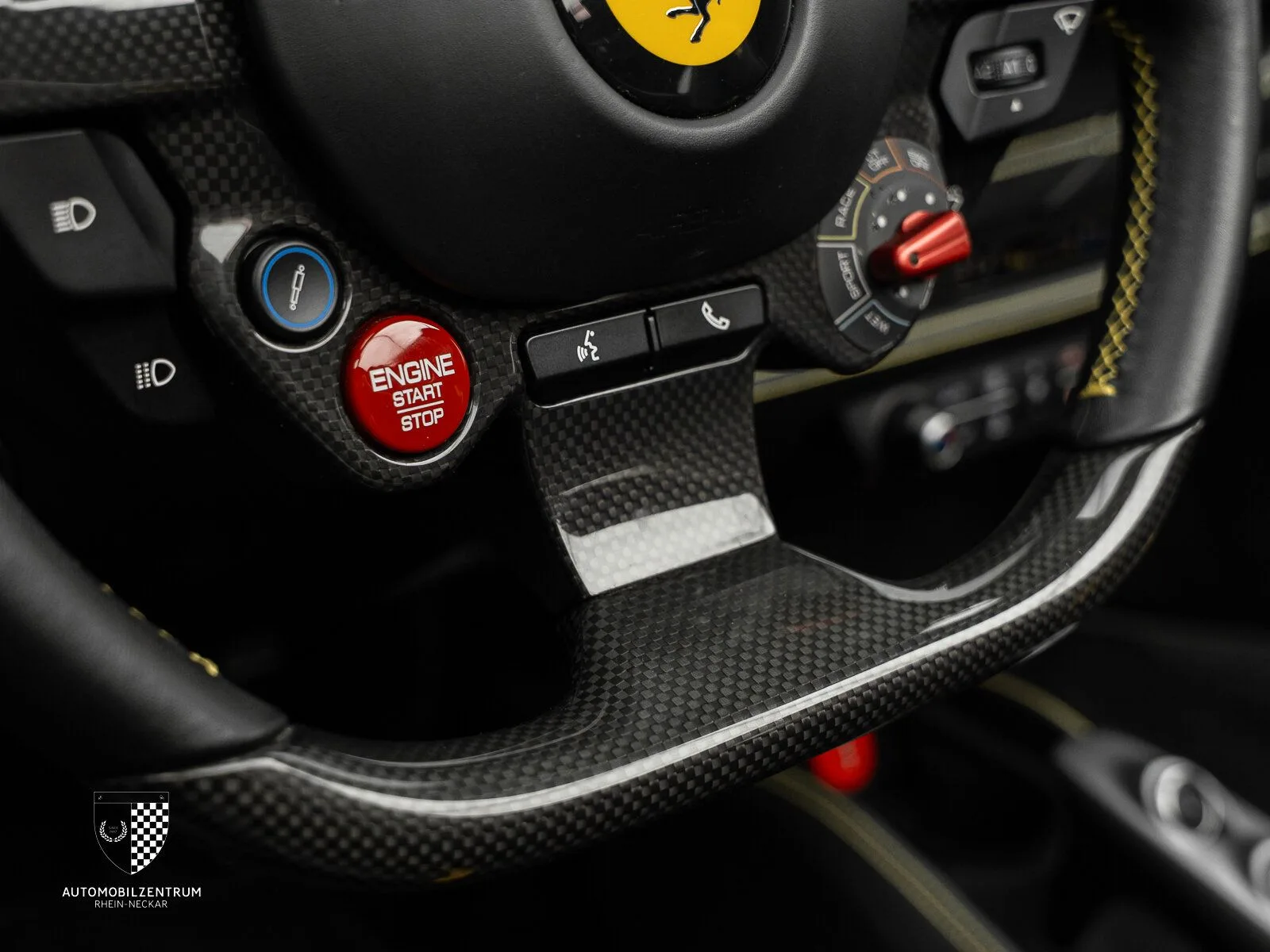 2021 Ferrari F8 Spider, 20/30
