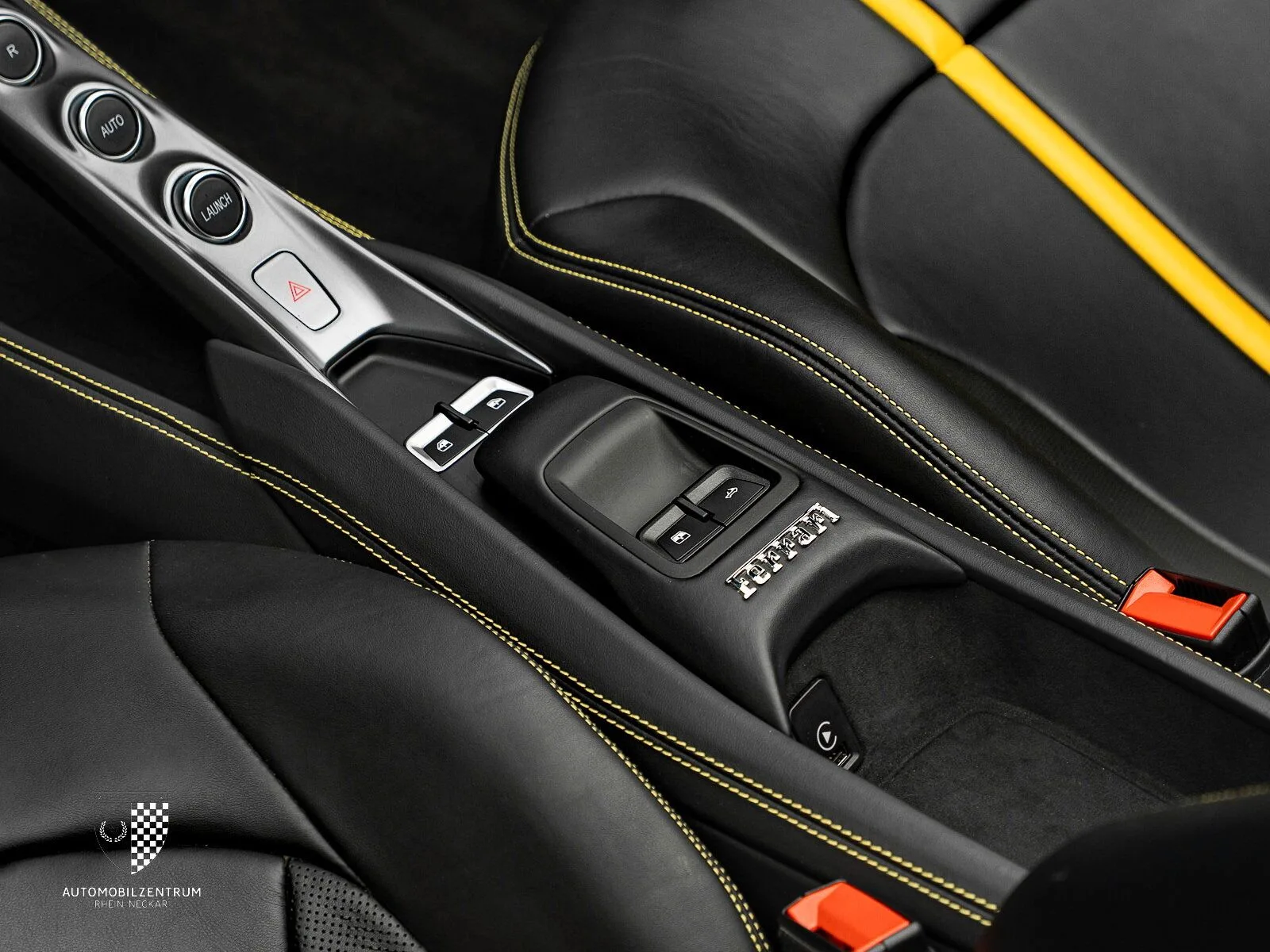 2021 Ferrari F8 Spider, 25/30