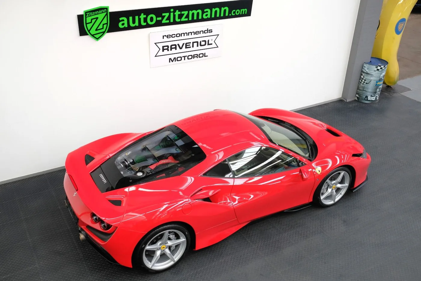 2021 Ferrari F8 Tributo offered by a specialist dealer in Nuremberg, Germany, photo 8 of 15