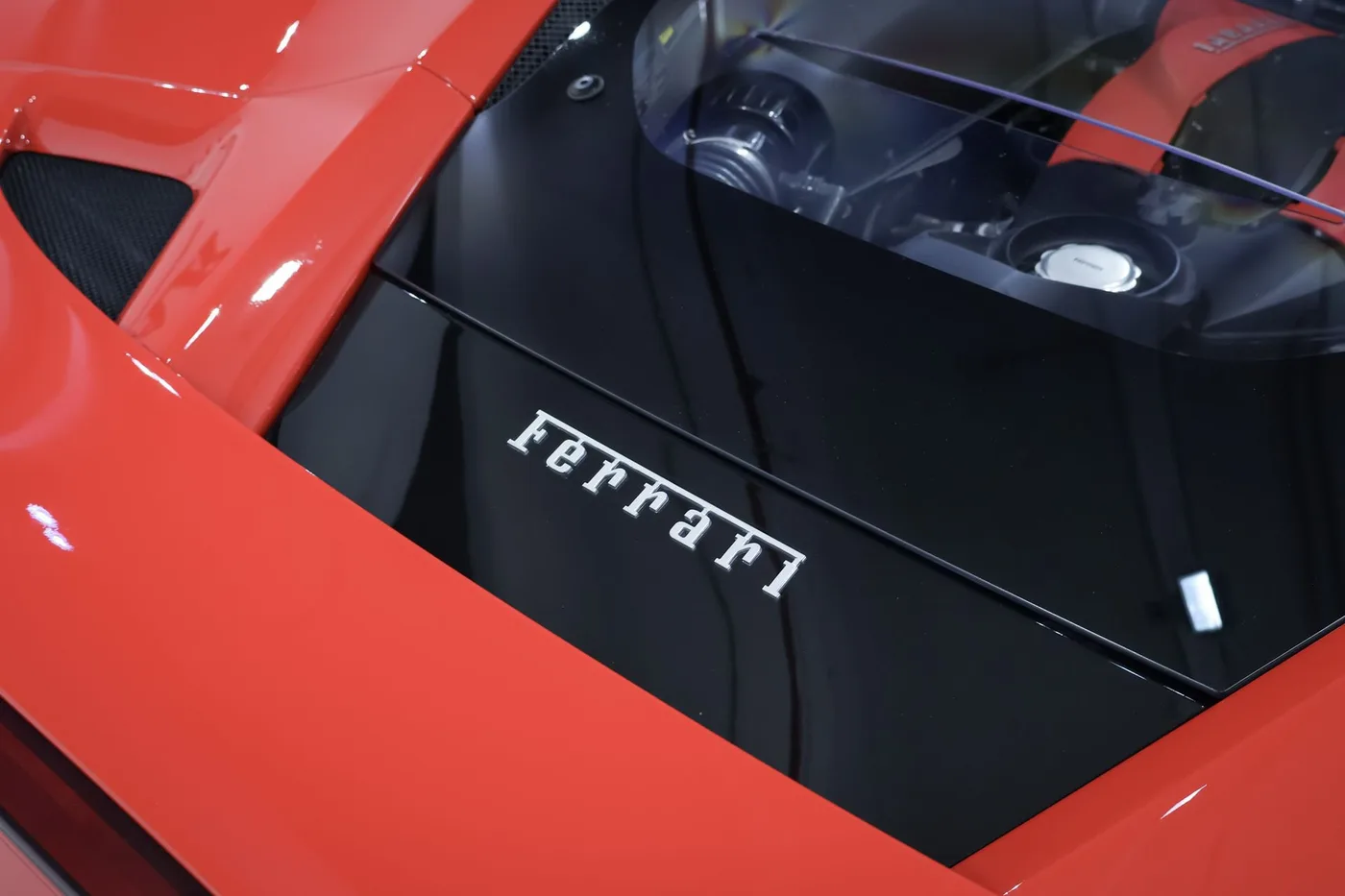 2021 Ferrari F8 Tributo proposée par un spécialiste de la supercar à Zibido San Giacomo, Italie, photo 21 sur 25