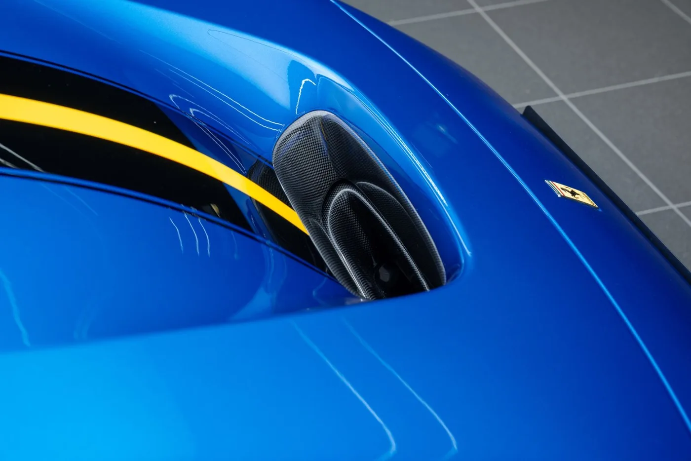 2021 Ferrari F8 Tributo proposée par un concessionnaire spécialisé à Putzbrunn, Allemagne, photo 8 sur 25