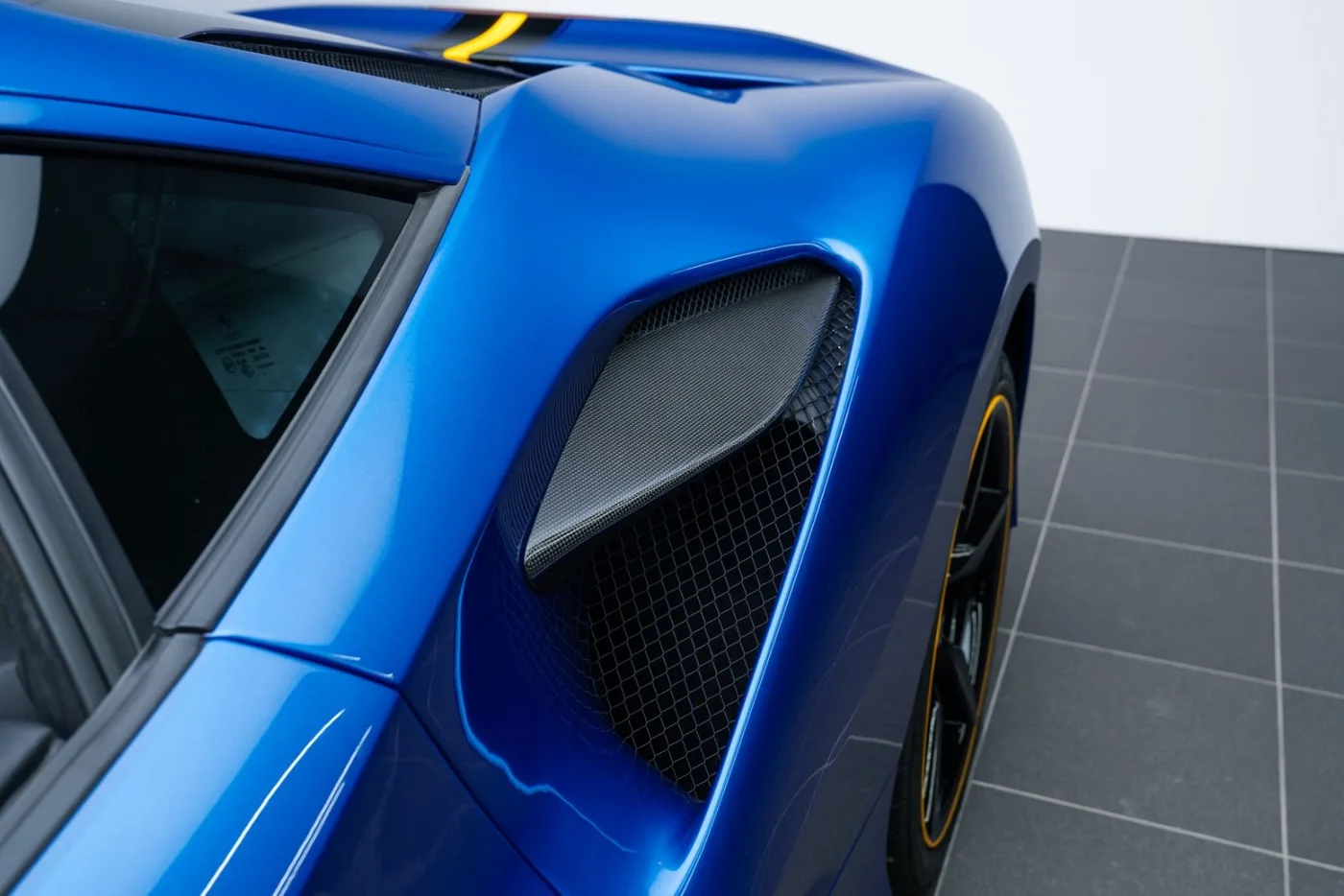 2021 Ferrari F8 Tributo proposée par un concessionnaire spécialisé à Putzbrunn, Allemagne, photo 10 sur 25