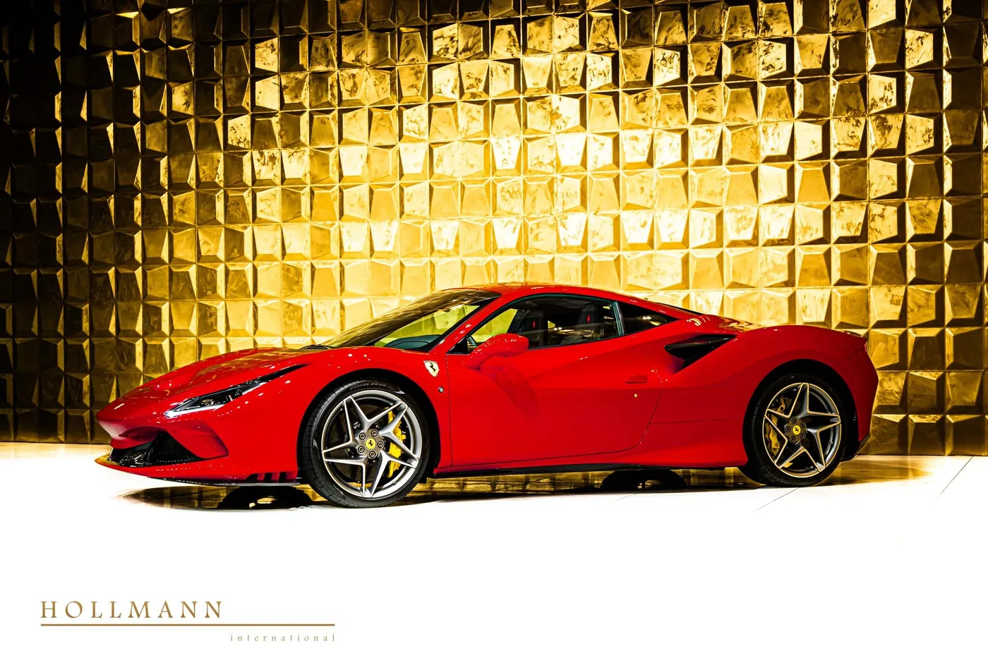 2021 Ferrari F8 Tributo angeboten von einem Fachhändler in Stuhr, Deutschland, Foto 3 von 8