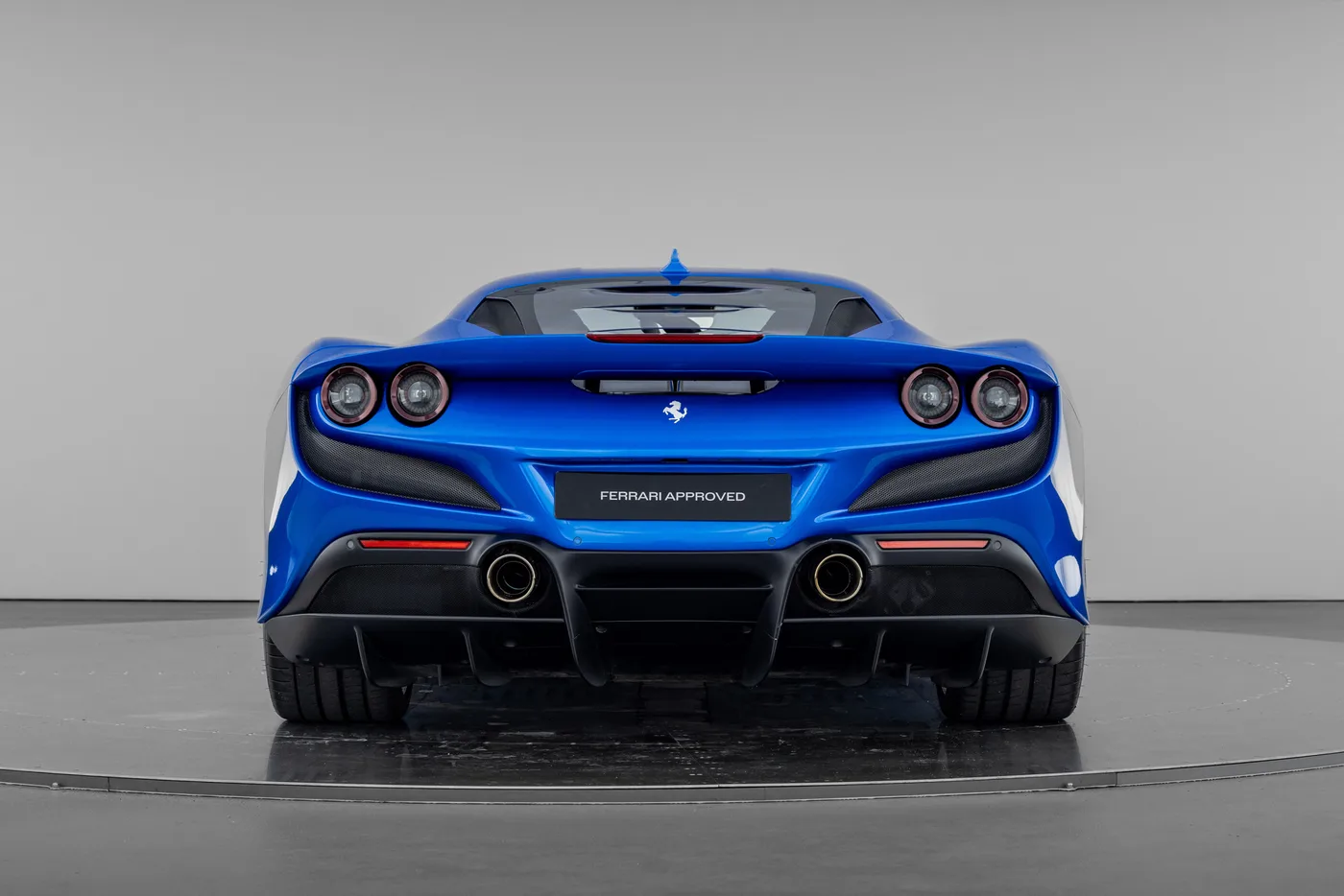 2021 Ferrari F8 Tributo angeboten von einer Vertragshändlergruppe in Hatfield, Vereinigtes Königreich, Foto 2 von 25