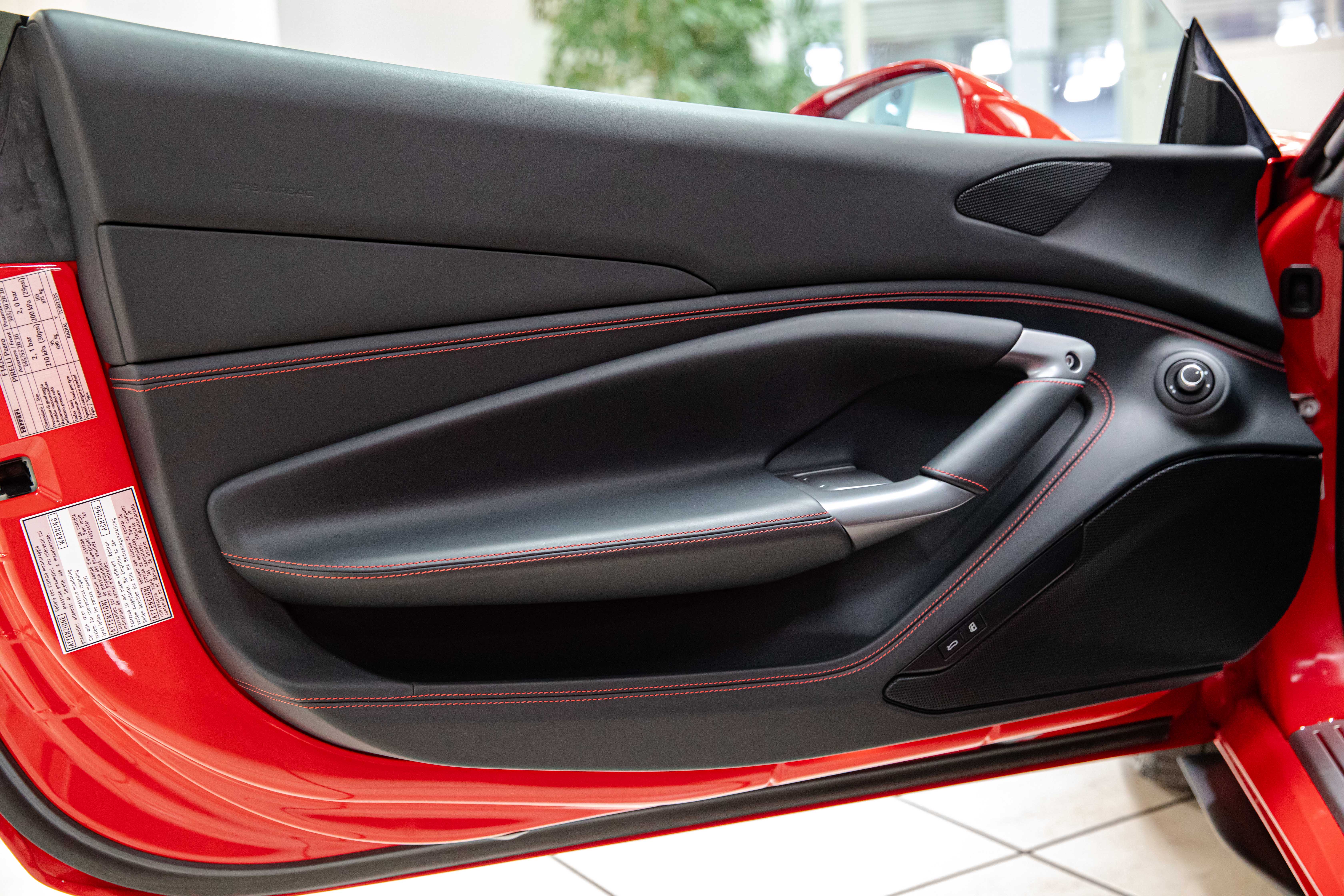 2021 Ferrari F8 Tributo offered by a specialist dealer in Milan, Italy, photo 16 of 20