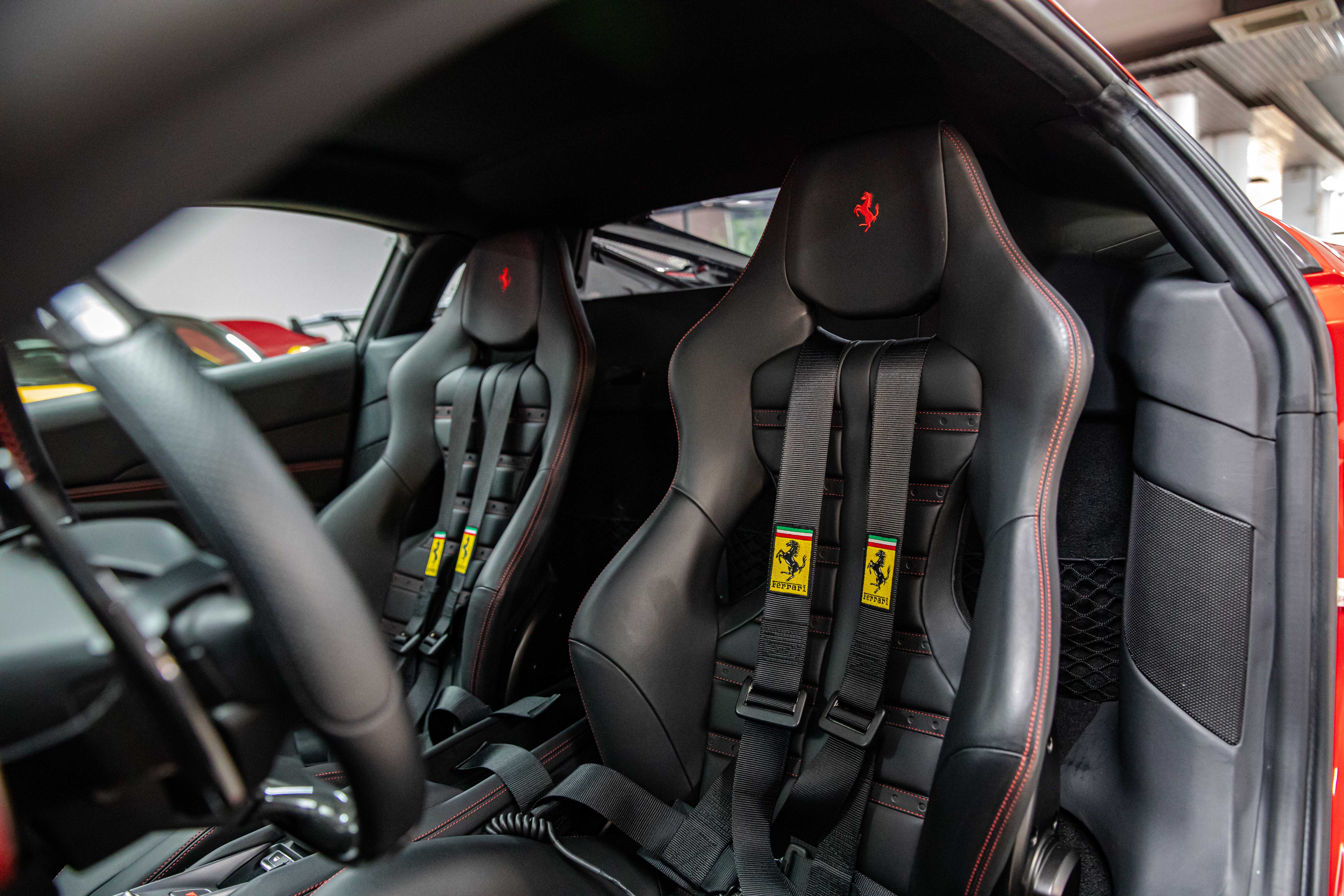 2021 Ferrari F8 Tributo offered by a specialist dealer in Milan, Italy, photo 18 of 20