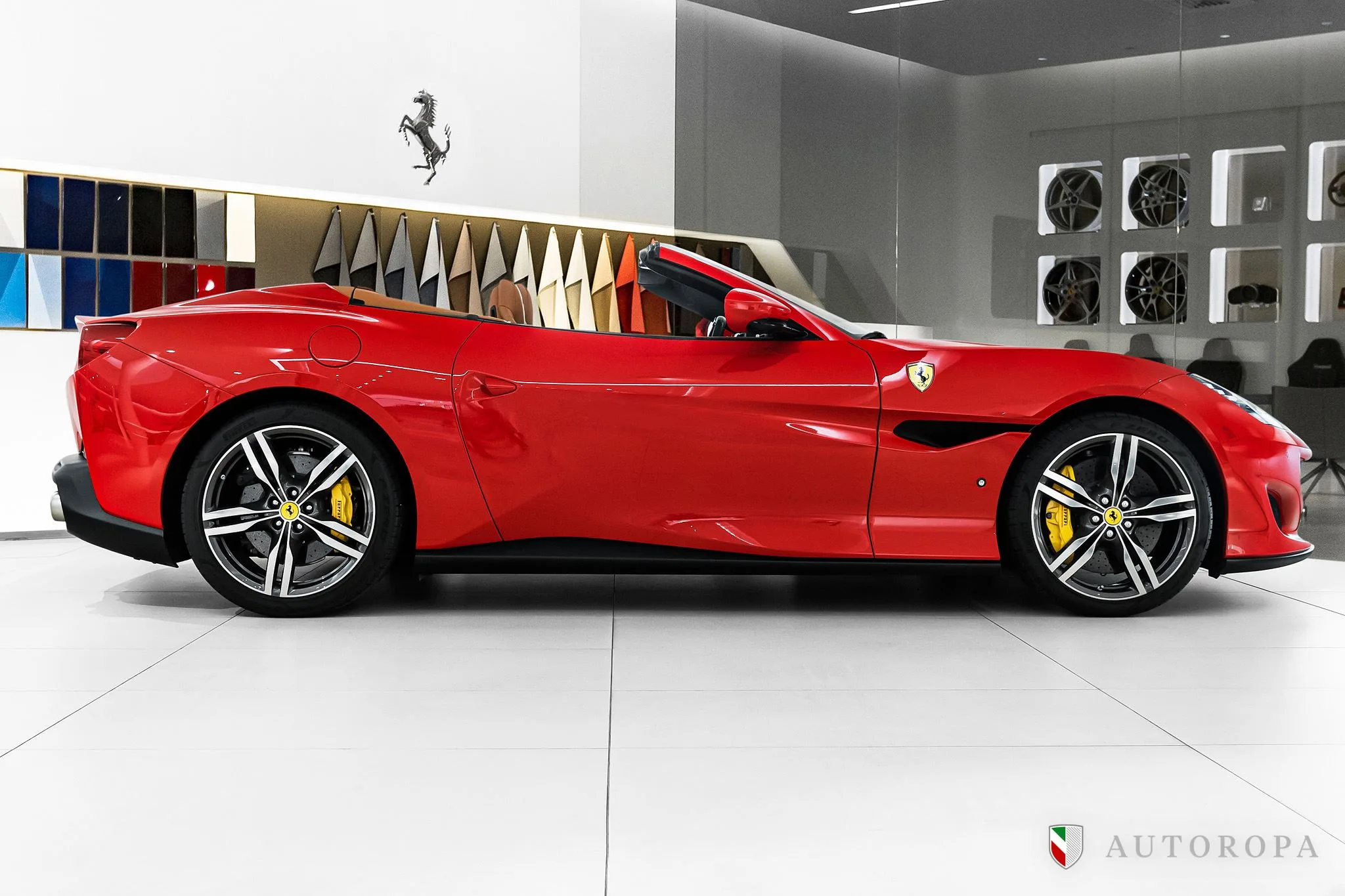 2021 Ferrari Portofino, 3/10