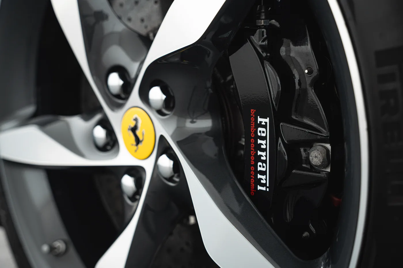 2021 Ferrari Portofino M proposée par un concessionnaire spécialisé à Vösendorf, Autriche, photo 9 sur 25