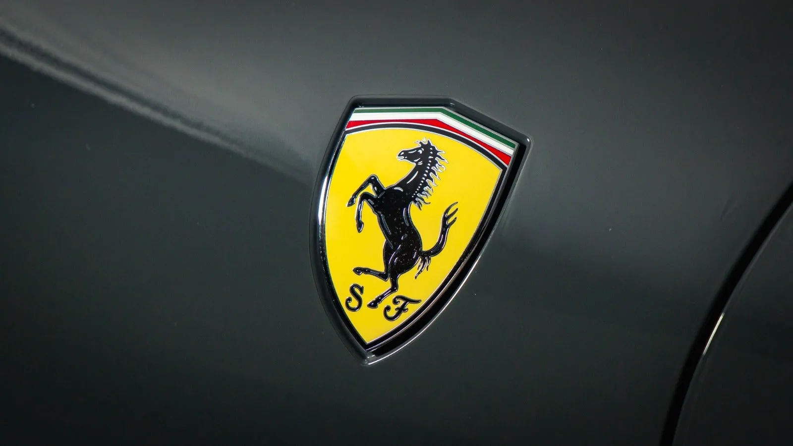 2021 Ferrari Roma, 9/24