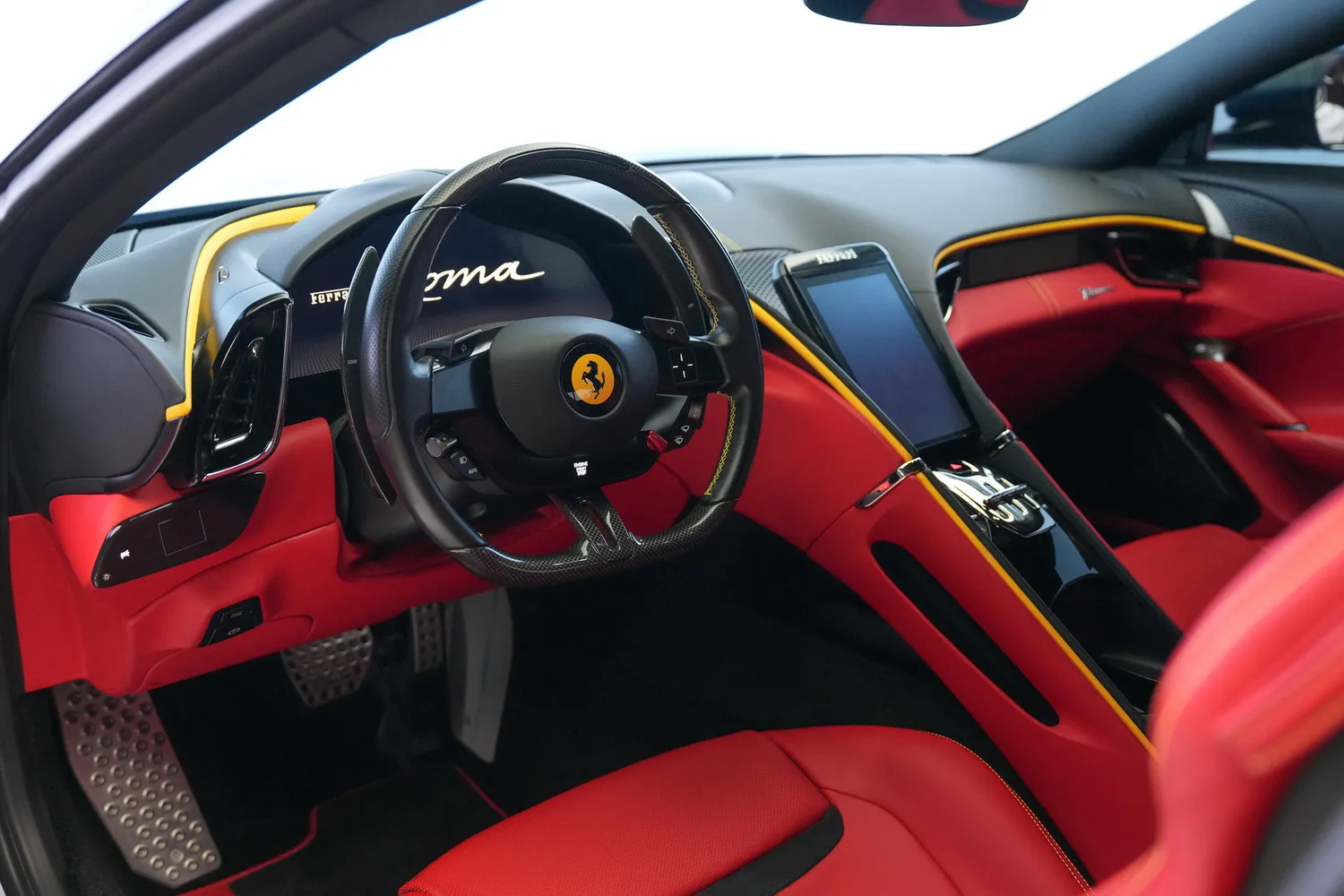 2021 Ferrari Roma, 3/19