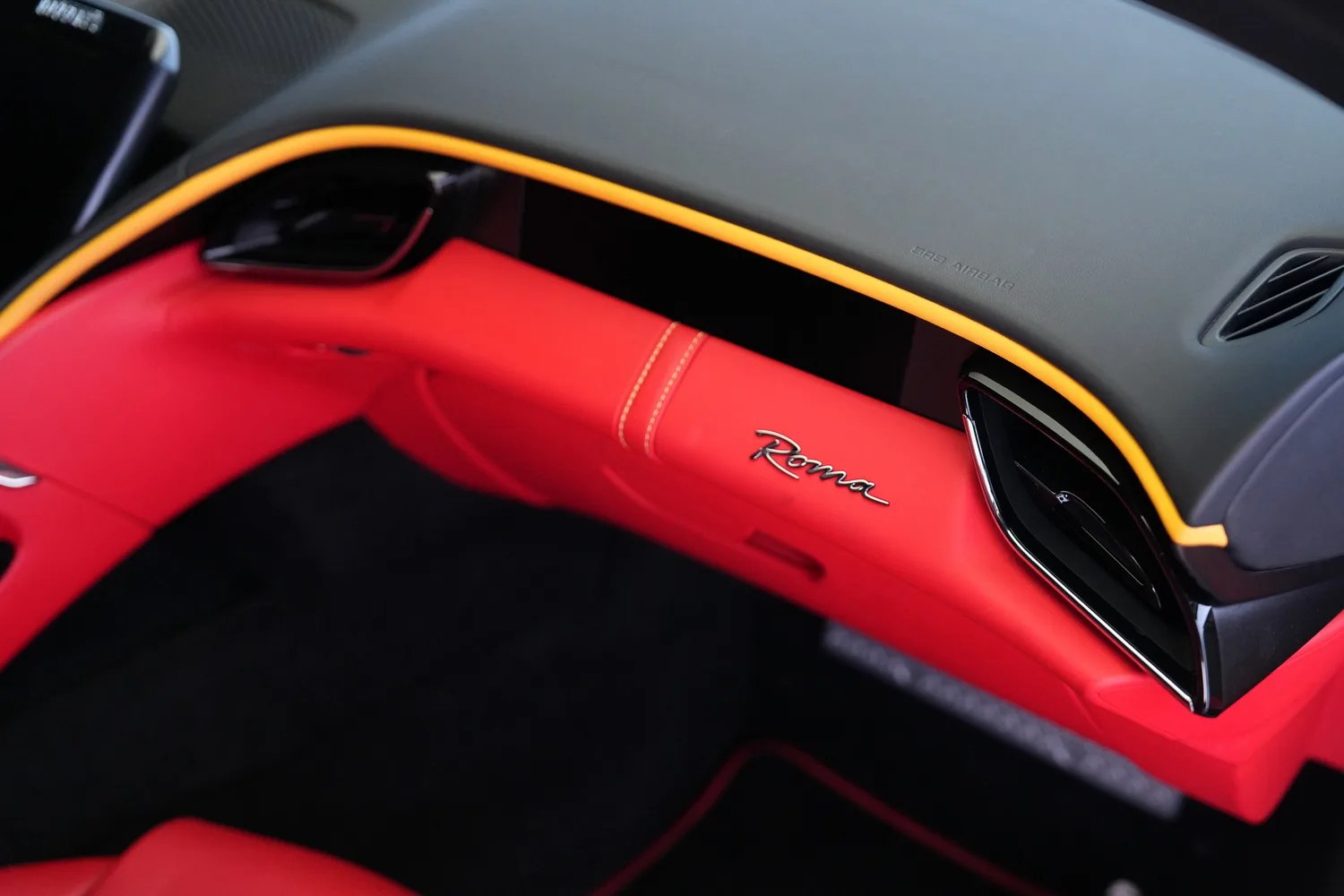 2021 Ferrari Roma, 9/19